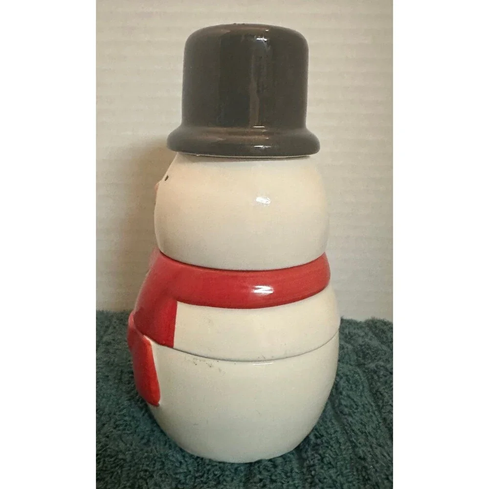 VTG Newclassic Christmas Ceramic Snowman Stackable Set of 4 Measuring Cups